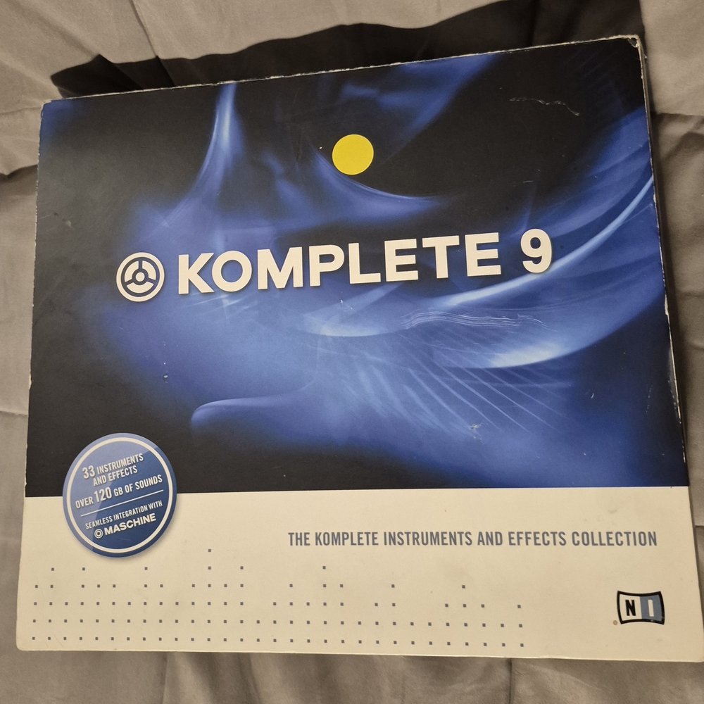Komplete 9 - Blue